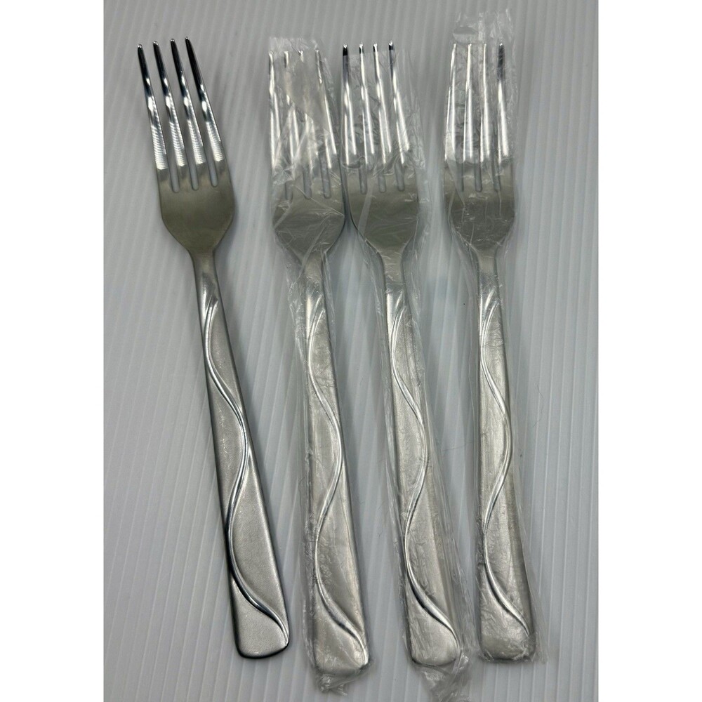 4 Cambridge Conquest 18/10 Stainless Dinner Forks Replacements New